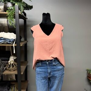 Betseys Boutique Shop dusty rose pink scalloped tank top womens small textured
